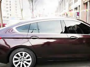 宝马535IGT贴菲林车衣漆面膜效果